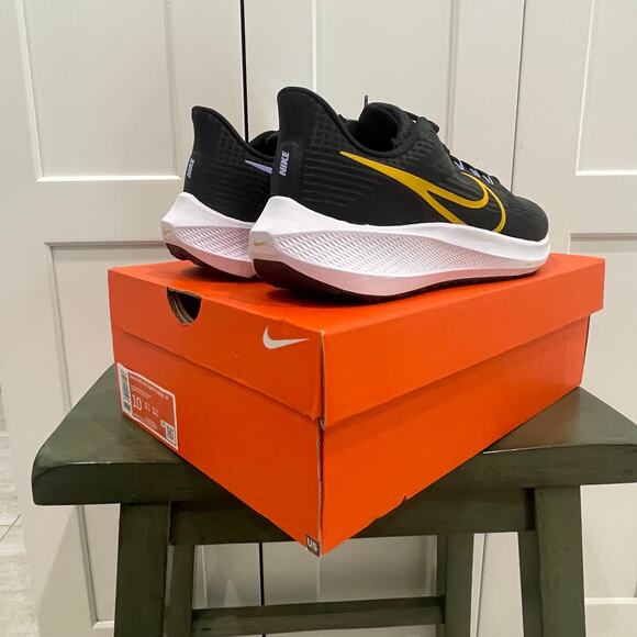 NEW NIKE AIR ZOOM PEGASUS 39 "BLACK YELLOW OCHRE" WOMENS SZ 10! - 9139 - Picture 4 of 5